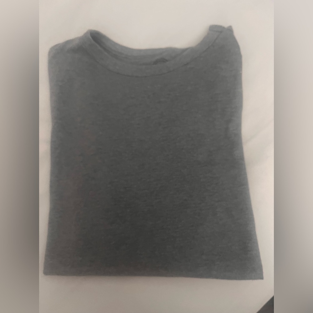 Boys graylong sleeve; size 10/12